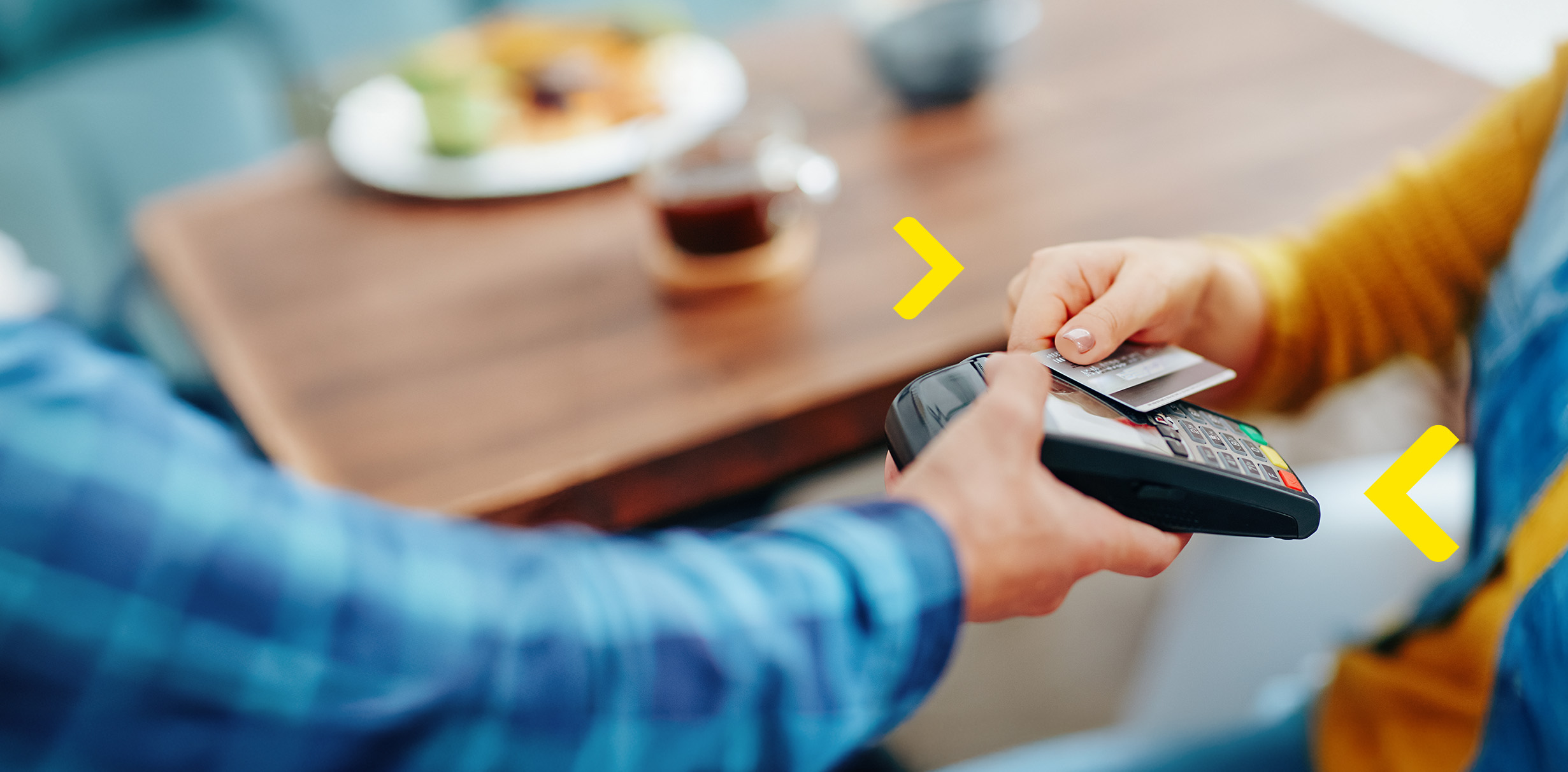 Aktív számla nyitása mobilapplikációban szelfivel a Raiffeisen Banknál, gyors és egyszerű ügyintézéssel